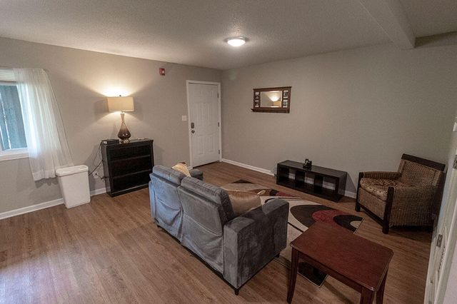 105 N GARTH AVE 36, Columbia, MO 65203