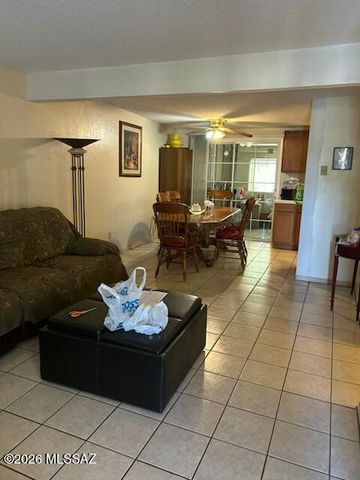 4652 S Calle Madrid, Tucson, AZ 85714
