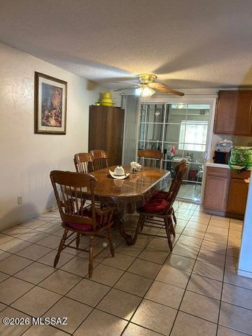 4652 S Calle Madrid, Tucson, AZ 85714