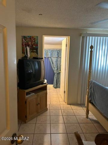 4652 S Calle Madrid, Tucson, AZ 85714