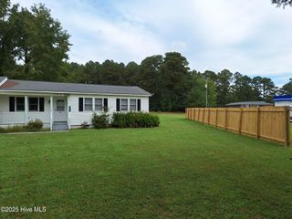 1432 S King Street, Windsor, NC 27983