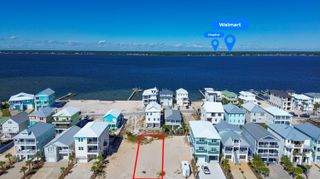 7399 Grand Navarre Boulevard, Navarre, FL 32566