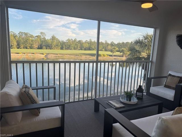 7645 Arbor Lakes CT 2324, Naples, FL 34112