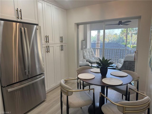 7645 Arbor Lakes CT 2324, Naples, FL 34112