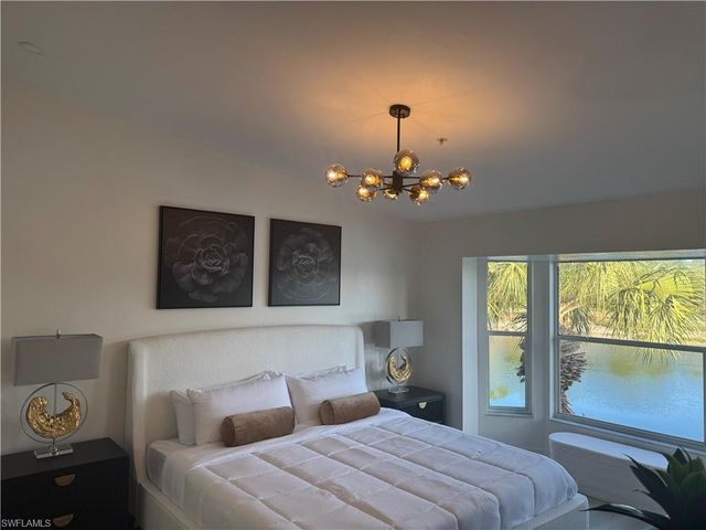 7645 Arbor Lakes CT 2324, Naples, FL 34112