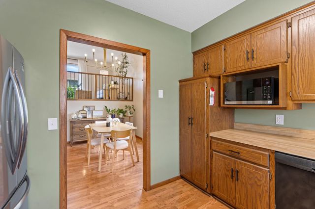 5560 W 131st Street, Savage, MN 55378