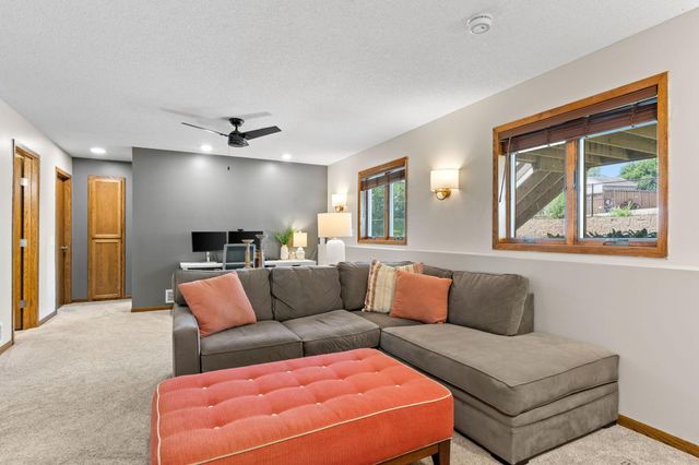 5560 W 131st Street, Savage, MN 55378