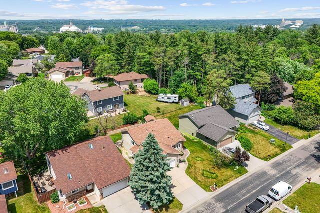 5560 W 131st Street, Savage, MN 55378