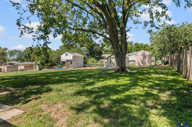 5720 Dogwood Drive, Lincoln, NE 68516