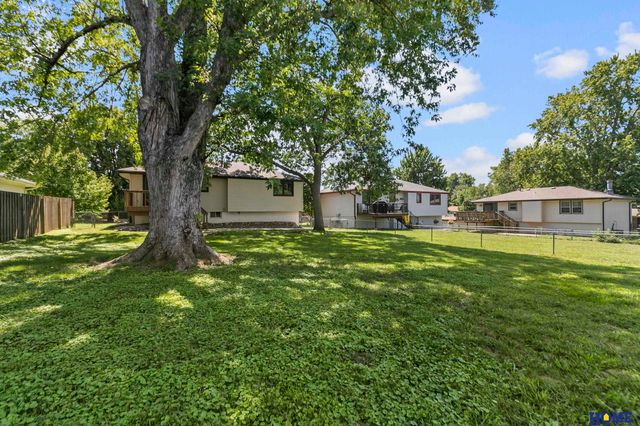5720 Dogwood Drive, Lincoln, NE 68516
