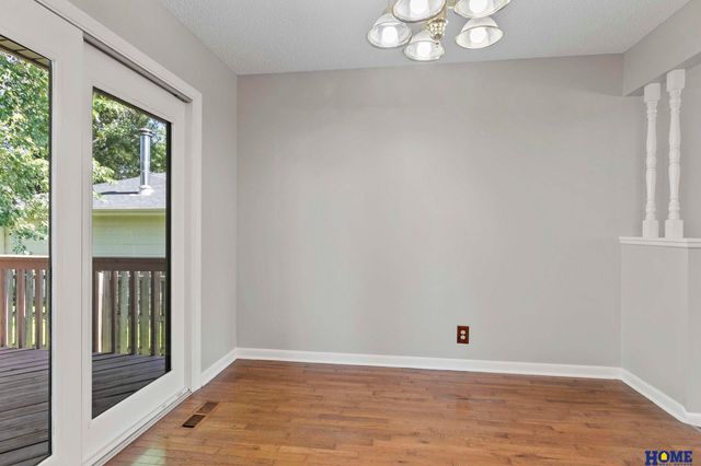 5720 Dogwood Drive, Lincoln, NE 68516