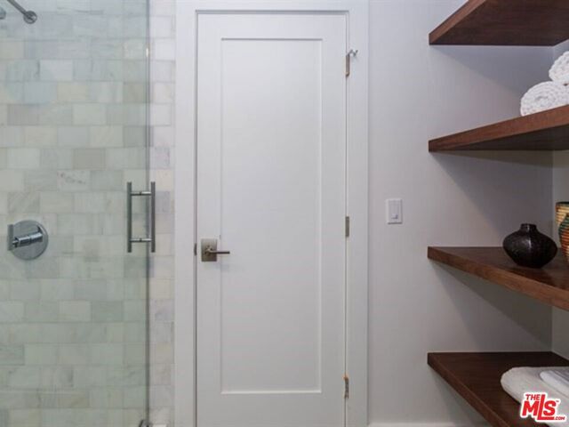 4300 Via Dolce 214, Los Angeles, CA 90292