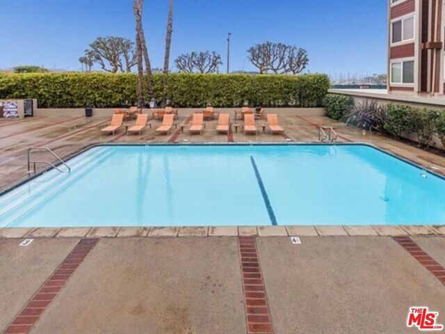 4300 Via Dolce 214, Los Angeles, CA 90292