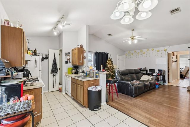 602 Welston Circle 604, Norman, OK 73071