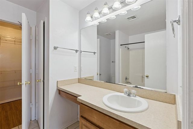 602 Welston Circle 604, Norman, OK 73071