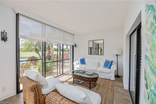 312 Bears Paw TRL, Naples, FL 34105