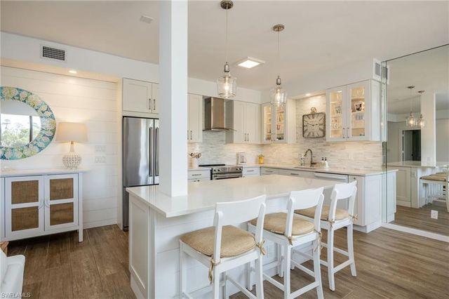 312 Bears Paw TRL, Naples, FL 34105