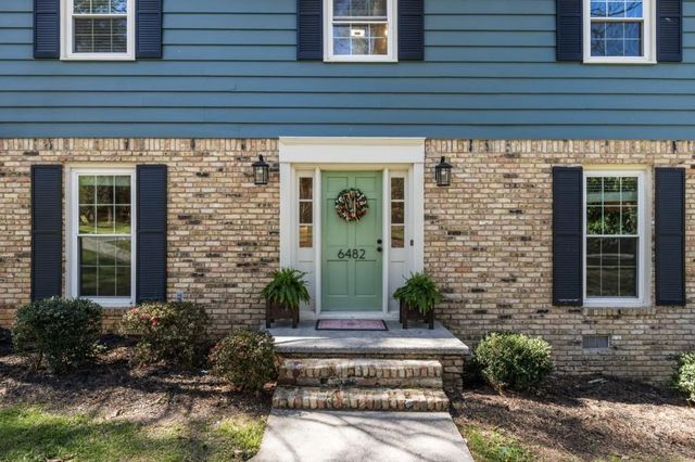 6482 Whispering Trail NE, Sandy Springs, GA 30328