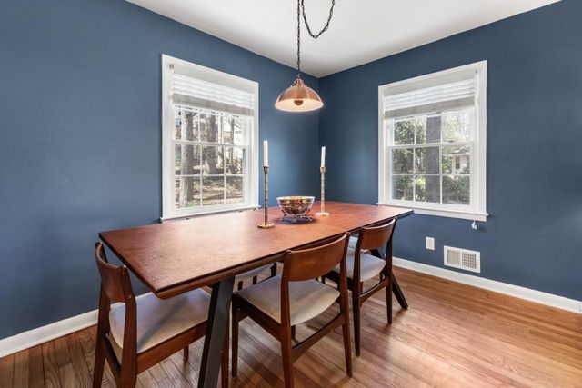 6482 Whispering Trail NE, Sandy Springs, GA 30328