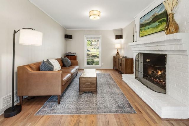 6482 Whispering Trail NE, Sandy Springs, GA 30328