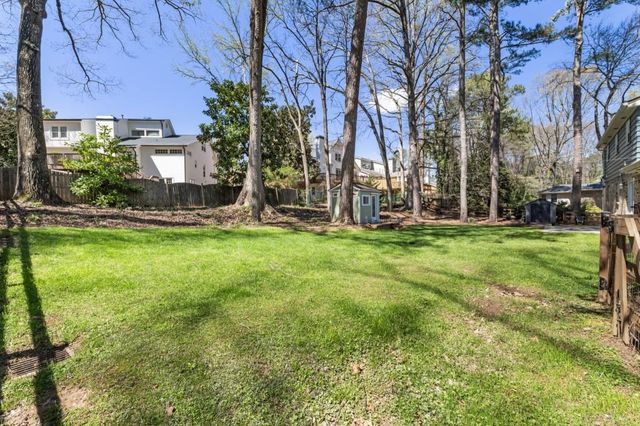 6482 Whispering Trail NE, Sandy Springs, GA 30328