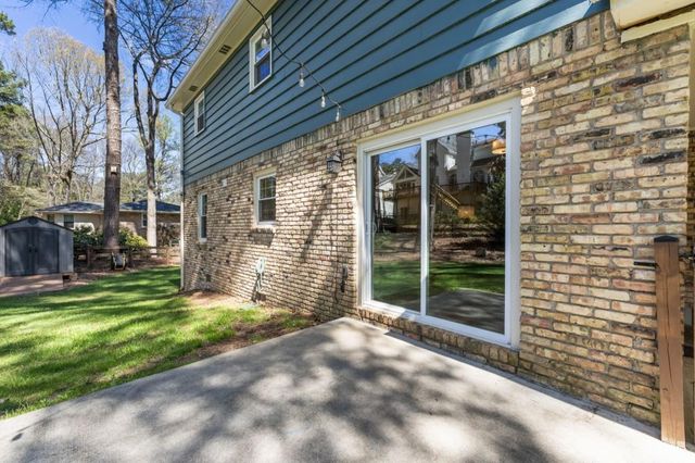 6482 Whispering Trail NE, Sandy Springs, GA 30328