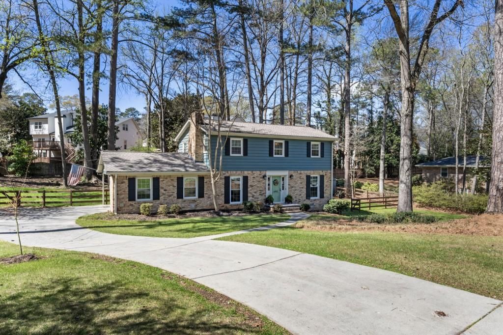 6482 Whispering Trail NE, Sandy Springs, GA 30328