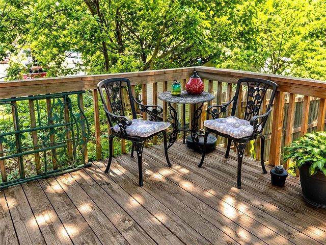 1007 Grand Avenue, Leavenworth, KS 66048