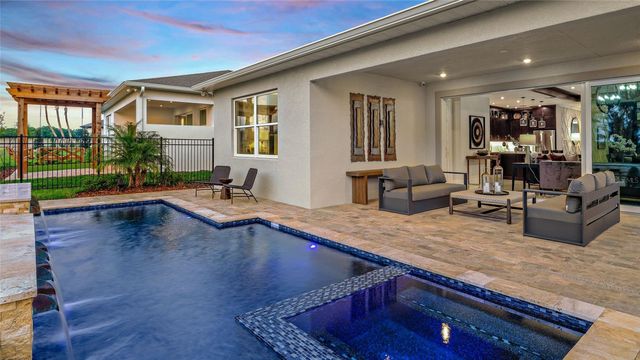 575 HAMMOCK OAKS BOULEVARD, Lady Lake, FL 32159