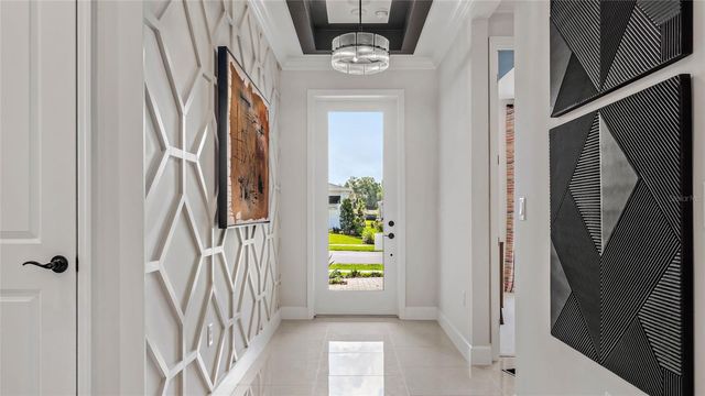 575 HAMMOCK OAKS BOULEVARD, Lady Lake, FL 32159