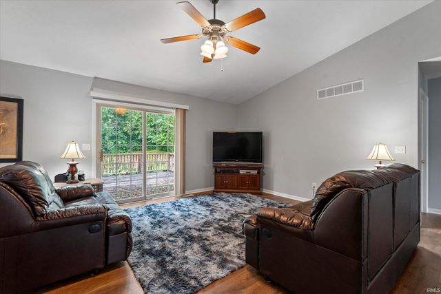 25603 Rolling Hills Drive, South Bend, IN 46628
