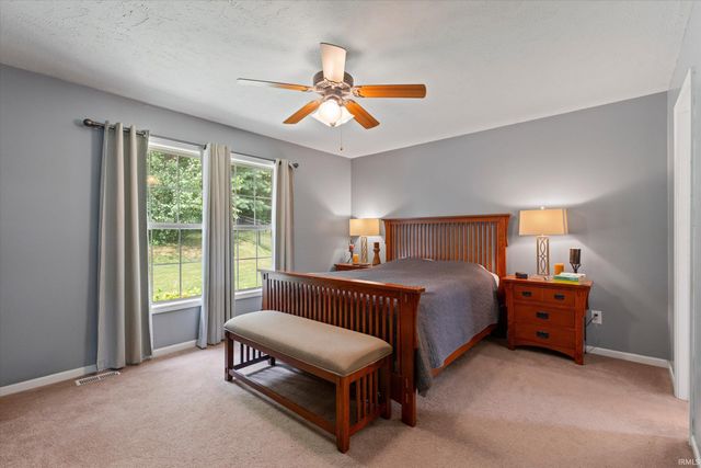 25603 Rolling Hills Drive, South Bend, IN 46628