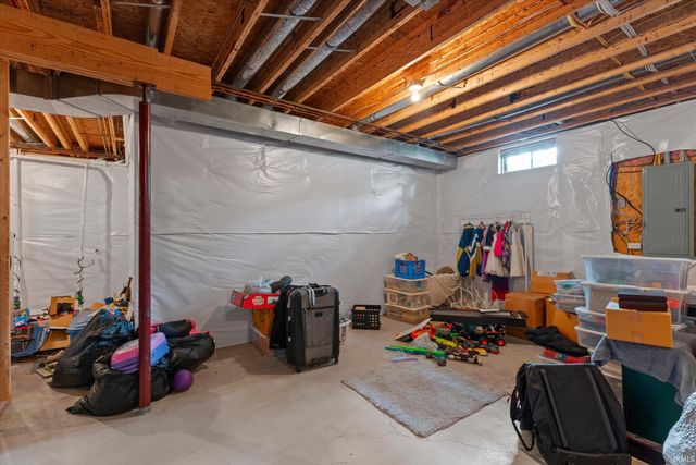 25603 Rolling Hills Drive, South Bend, IN 46628