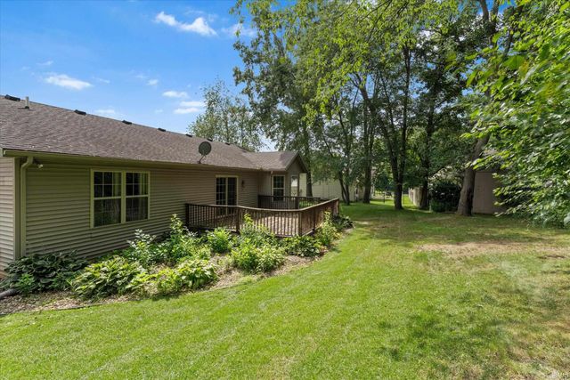 25603 Rolling Hills Drive, South Bend, IN 46628