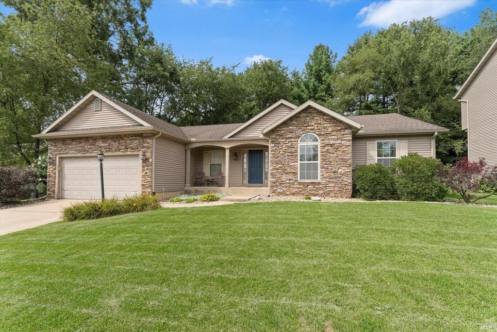 25603 Rolling Hills Drive, South Bend, IN 46628