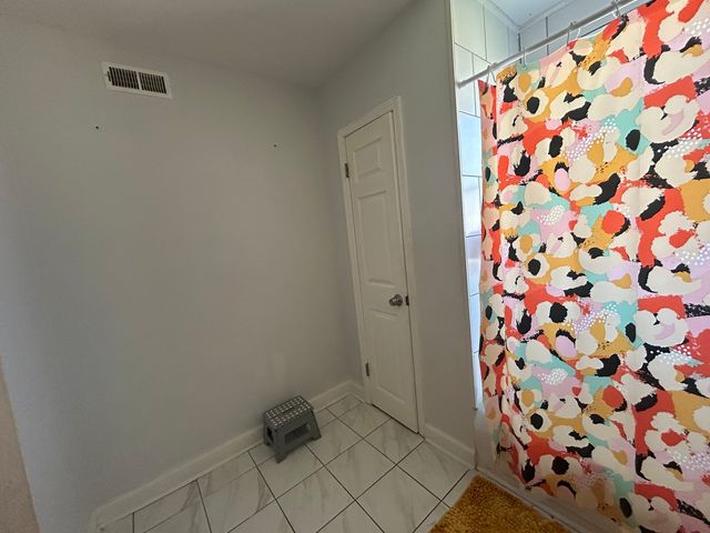 1561 E 93rd Street 2, Chicago, IL 60619