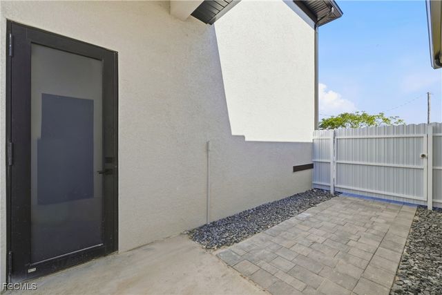 3408 NE 21st PL, Cape Coral, FL 33909