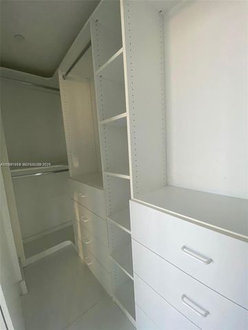 495 Brickell Ave 2902, Miami, FL 33131