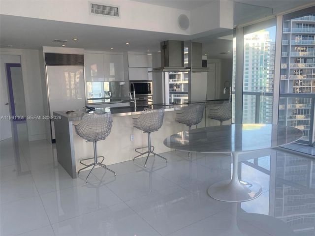 495 Brickell Ave 2902, Miami, FL 33131