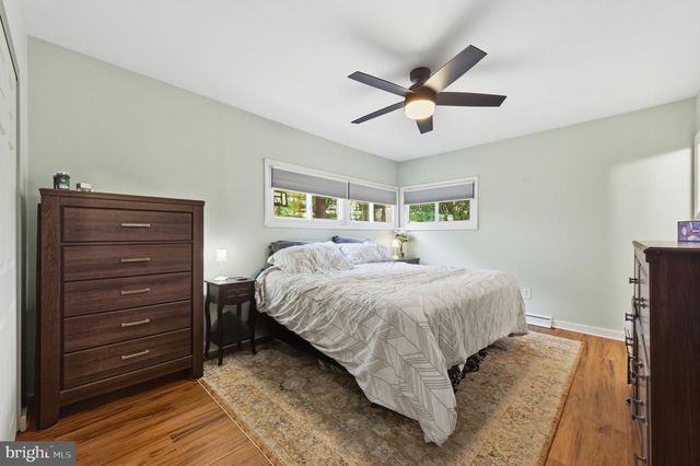 1111 N HILTON RD, Wilmington, DE 19803