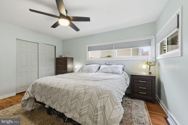 1111 N HILTON RD, Wilmington, DE 19803