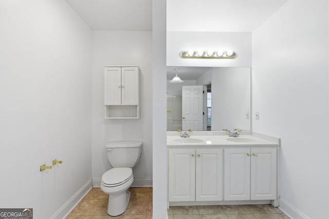 241 Tommy Irvin Road, Mount Airy, GA 30563