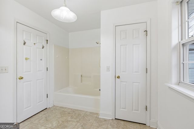 241 Tommy Irvin Road, Mount Airy, GA 30563