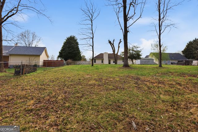 241 Tommy Irvin Road, Mount Airy, GA 30563