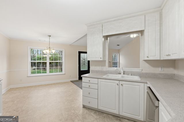 241 Tommy Irvin Road, Mount Airy, GA 30563