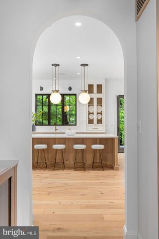 2107 ELLIOTT AVE, Mclean, VA 22101