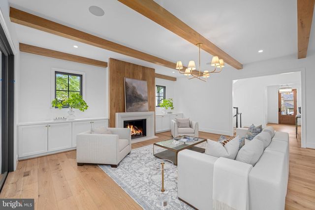 2107 ELLIOTT AVE, Mclean, VA 22101