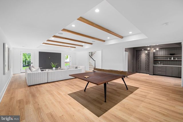2107 ELLIOTT AVE, Mclean, VA 22101