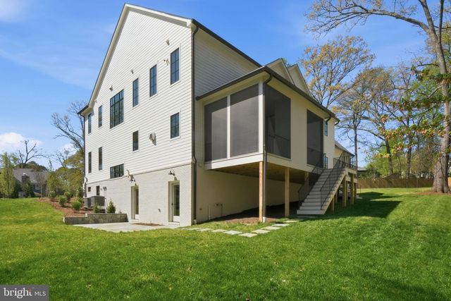 2107 ELLIOTT AVE, Mclean, VA 22101