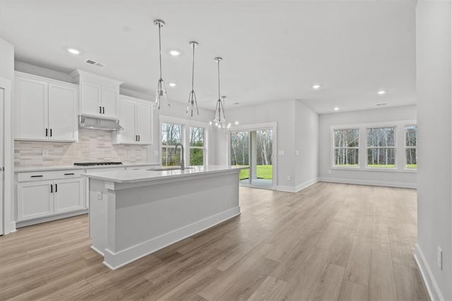 326 ALLINGHAM Road, Pendleton, SC 29670